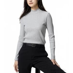 Uniqlo Ribbed High Neck T-Shirt NWT Gray Small